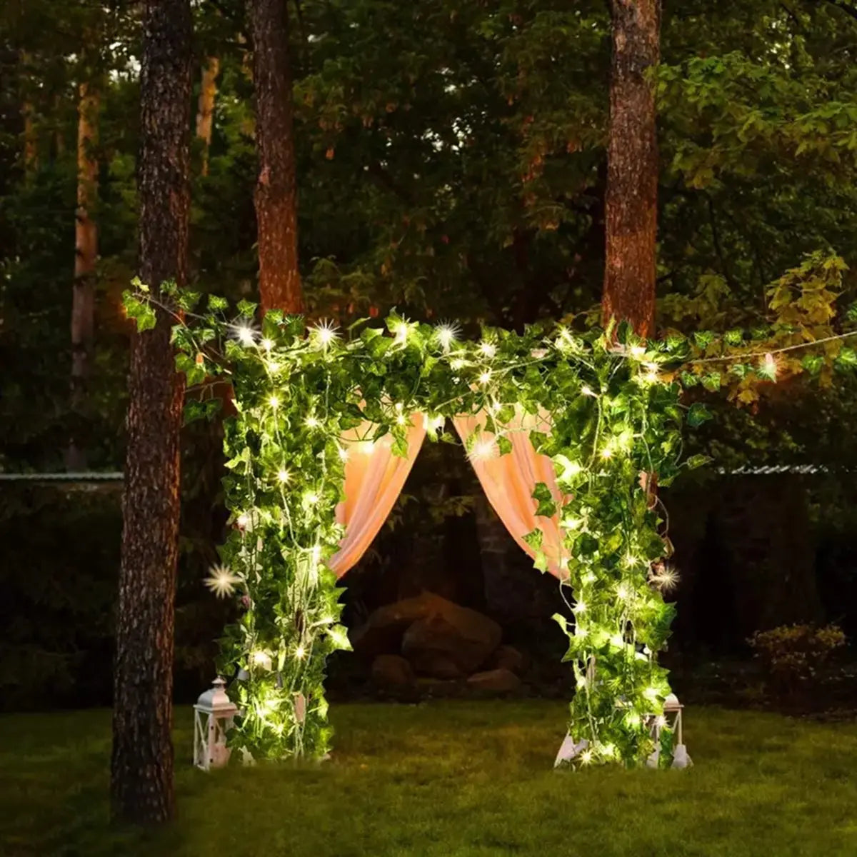 Ivy String Lights with 100 LEDs – Solar-Powered, Waterproof