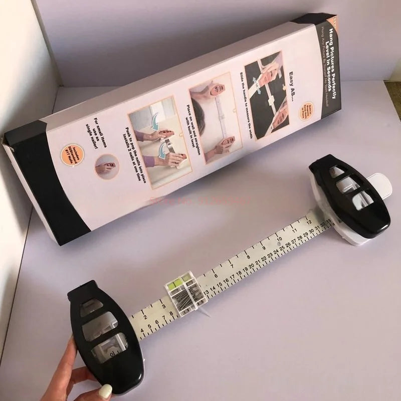 Adjustable Picture Hanging & Level Tool 🖼️📏