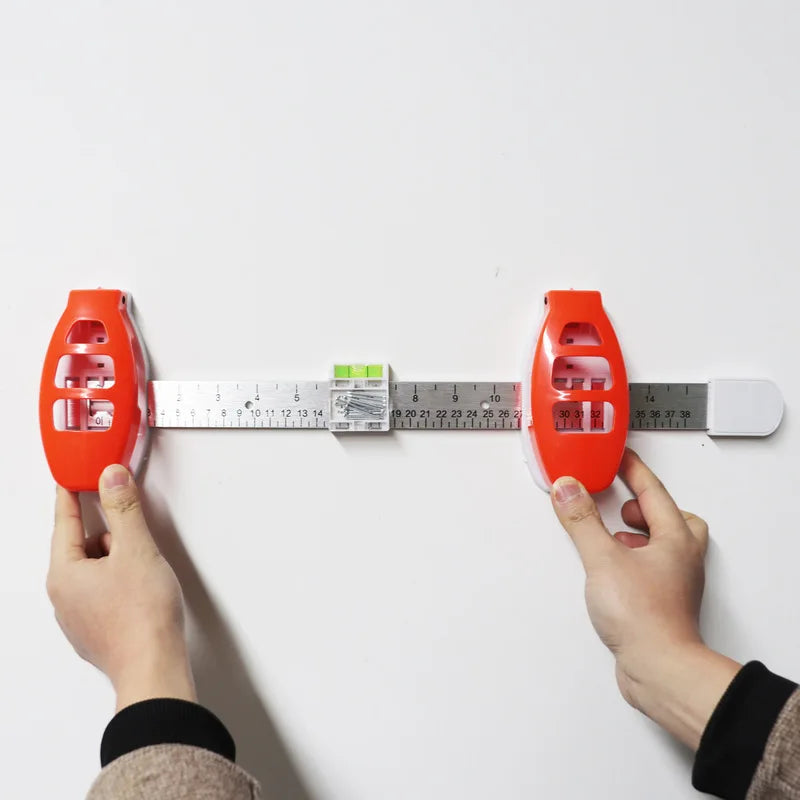Adjustable Picture Hanging & Level Tool 🖼️📏